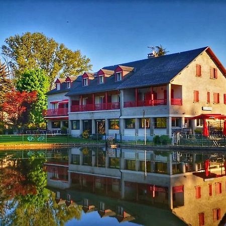 Le Lac Des Moines Condat  Екстериор снимка
