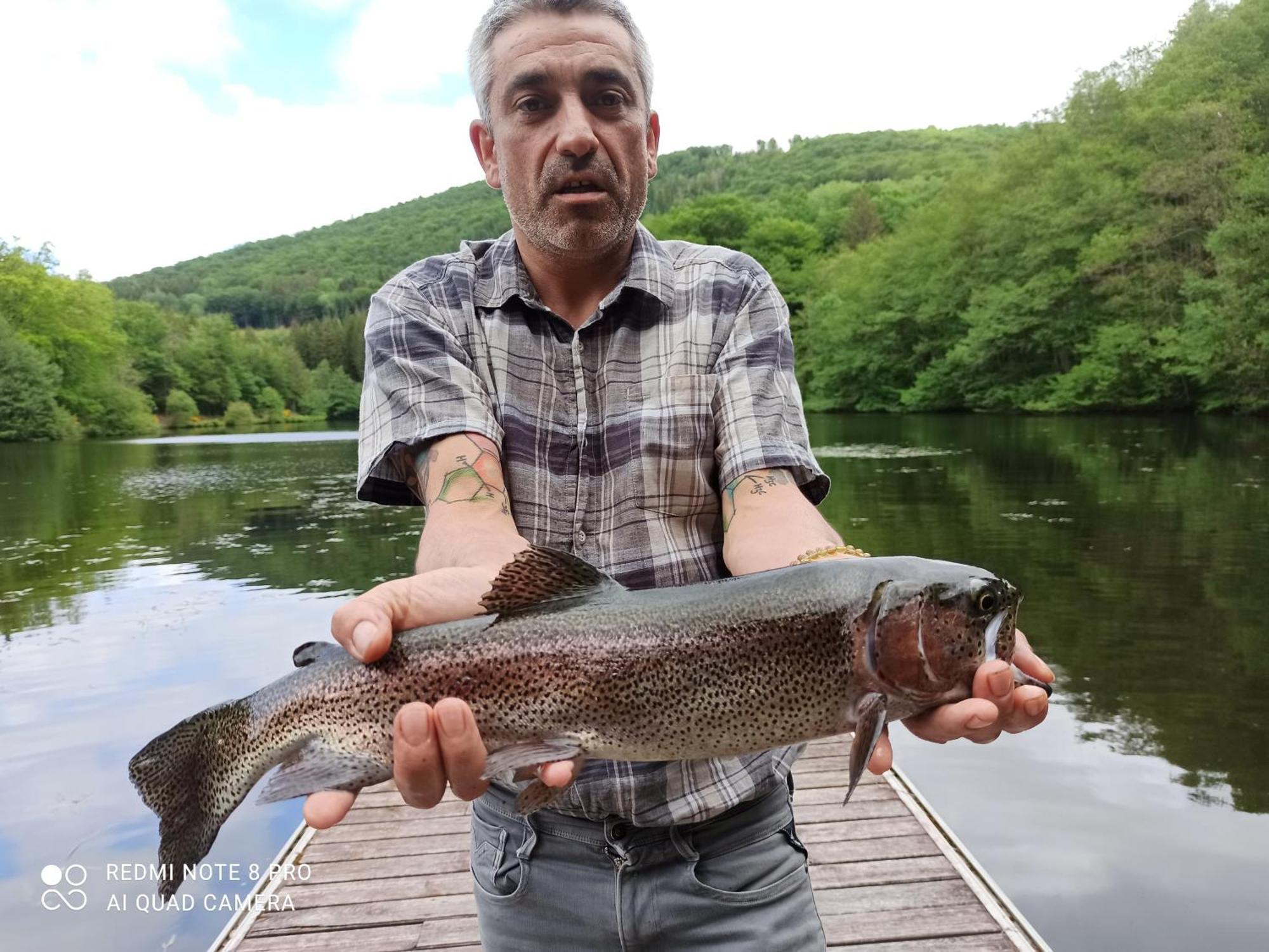 Le Lac Des Moines Condat  Екстериор снимка